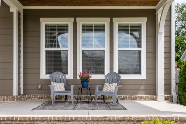 998 Spruce Ridge Ln, Spring Hill, TN 37174