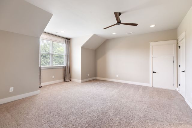 998 Spruce Ridge Ln, Spring Hill, TN 37174