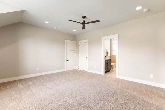 998 Spruce Ridge Ln, Spring Hill, TN 37174