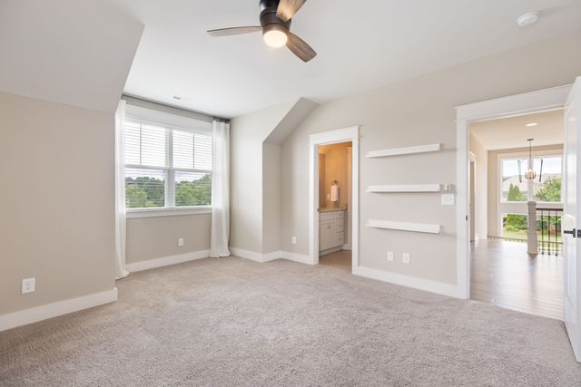 998 Spruce Ridge Ln, Spring Hill, TN 37174