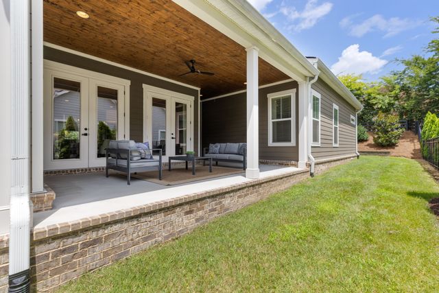 998 Spruce Ridge Ln, Spring Hill, TN 37174