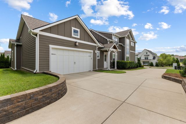 998 Spruce Ridge Ln, Spring Hill, TN 37174