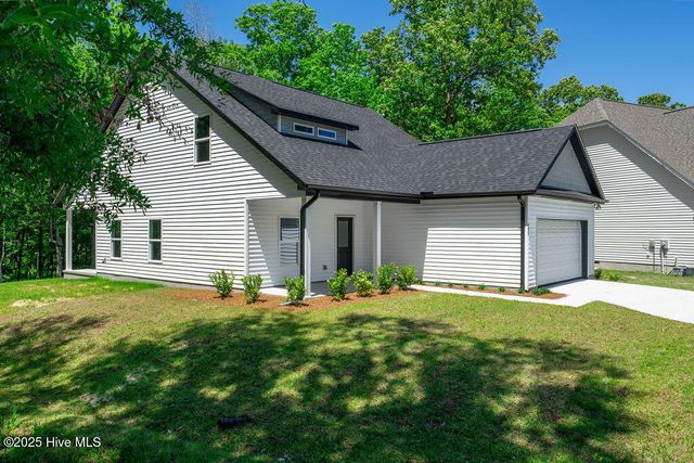 485 N Wild Rice Drive SW, Supply, NC 28462