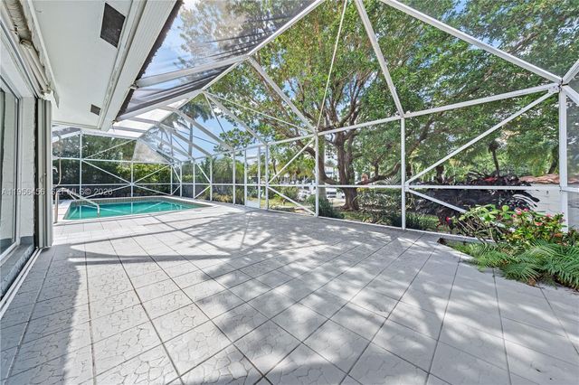 405 Bontona Ave, Fort Lauderdale, FL 33301