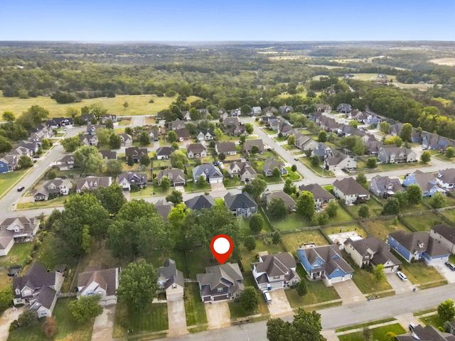 3512 N Brinnsfield Drive, Ozark, MO 65721