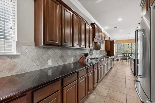 7427 Stonewall Hill, San Antonio, TX 78256