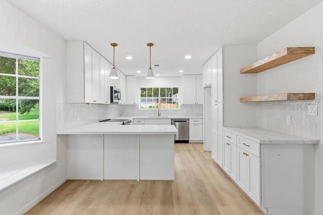 13107 Oak Plaza Drive, Cypress, TX 77429