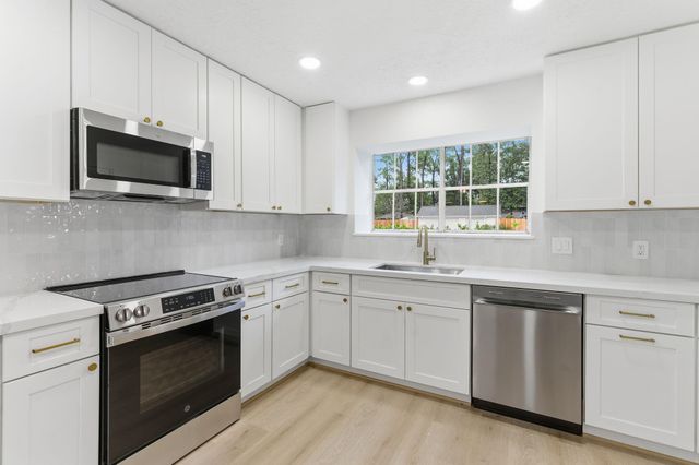 13107 Oak Plaza Drive, Cypress, TX 77429