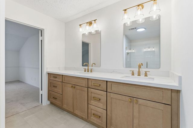 13107 Oak Plaza Drive, Cypress, TX 77429