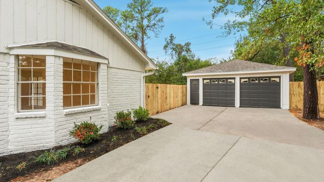 13107 Oak Plaza Drive, Cypress, TX 77429