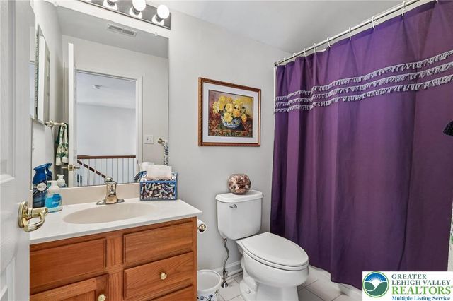 2141 Four Seasons Boulevard, Lower Macungie Twp, PA 18062