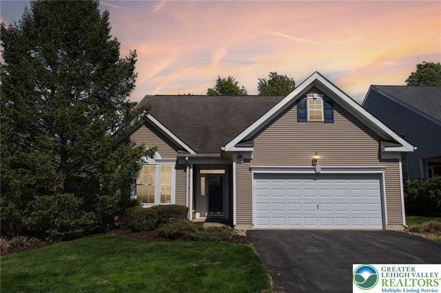 2141 Four Seasons Boulevard, Lower Macungie Twp, PA 18062