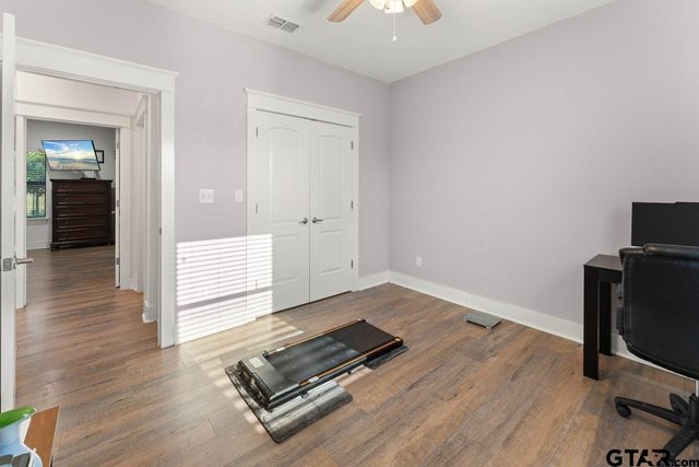 309 N Bois D Arc St, Van, TX 75790