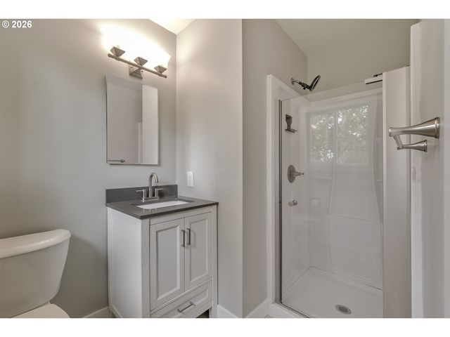 13651 Sw 63RD Ave, Portland, OR 97219