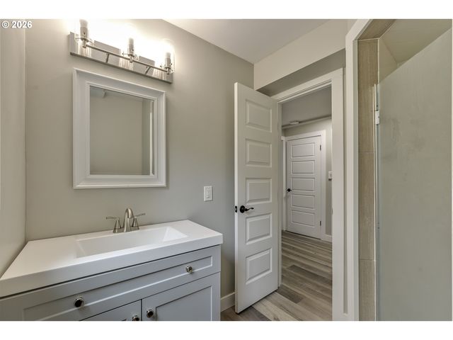 13651 Sw 63RD Ave, Portland, OR 97219