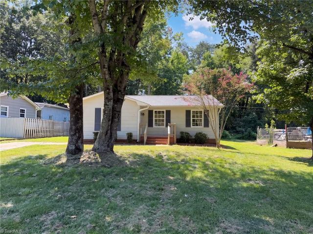4154 Edgeware Road, Winston-salem, NC 27106