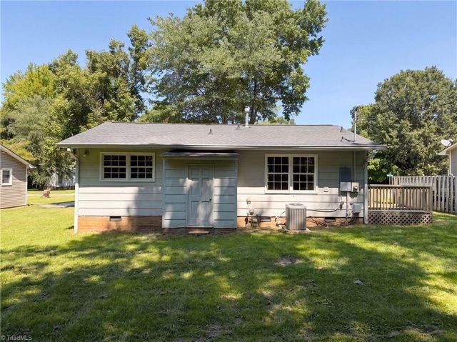 4154 Edgeware Road, Winston-salem, NC 27106
