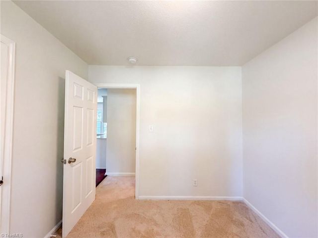 4154 Edgeware Road, Winston-salem, NC 27106