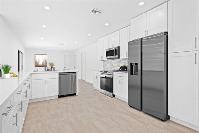 11569 Landing Place, North Palm Beach, FL 33408