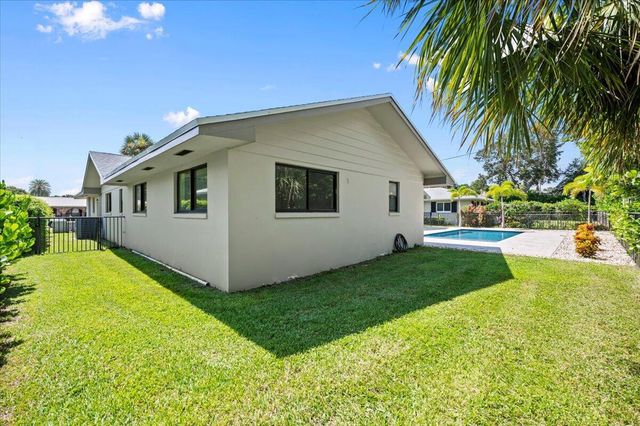 11569 Landing Place, North Palm Beach, FL 33408