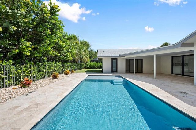 11569 Landing Place, North Palm Beach, FL 33408