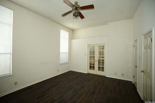 6427 LOST HOLLY, San Antonio, TX 78240