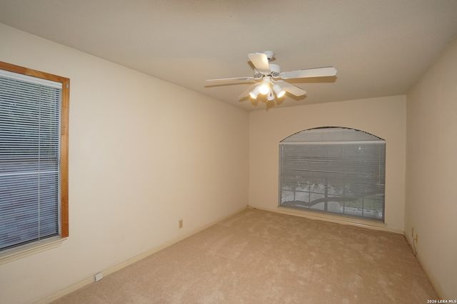 6427 LOST HOLLY, San Antonio, TX 78240