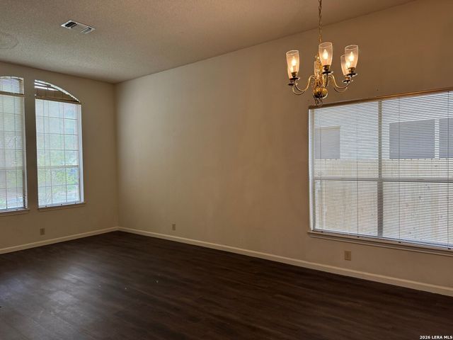 6427 LOST HOLLY, San Antonio, TX 78240