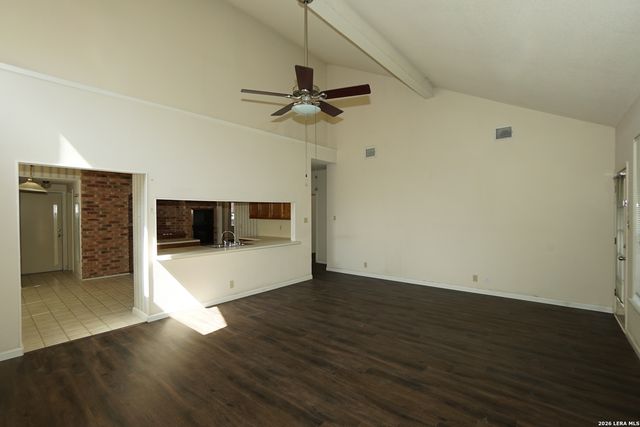 6427 LOST HOLLY, San Antonio, TX 78240