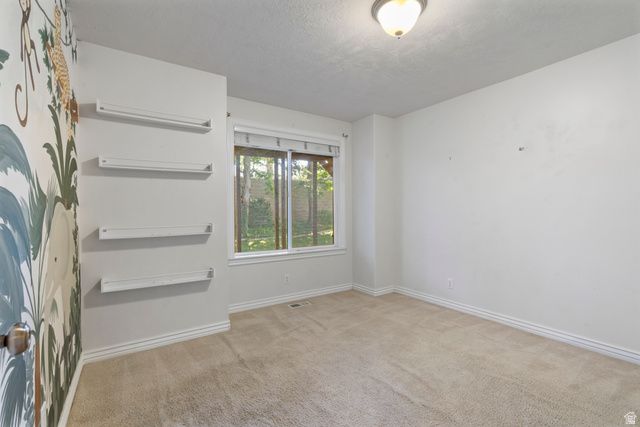 41 E 2200 S, Bountiful, UT 84010
