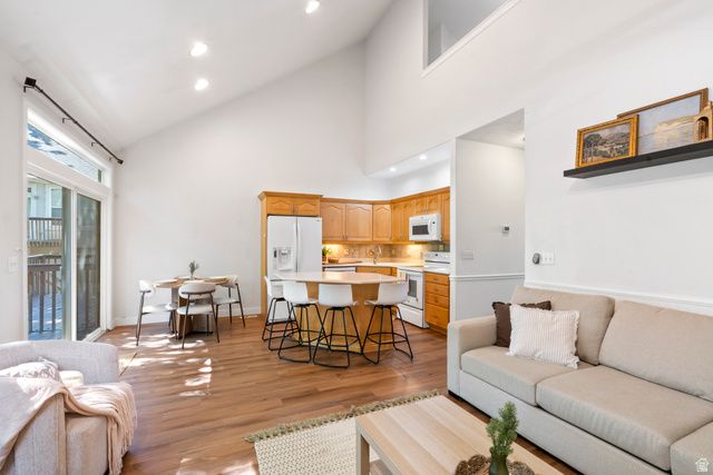 41 E 2200 S, Bountiful, UT 84010