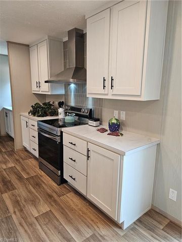 210 Westview Drive, Mount Airy, NC 27030