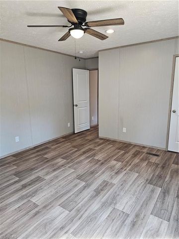 210 Westview Drive, Mount Airy, NC 27030