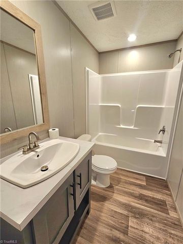 210 Westview Drive, Mount Airy, NC 27030