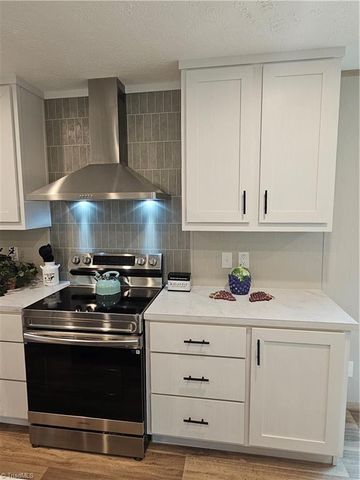 210 Westview Drive, Mount Airy, NC 27030