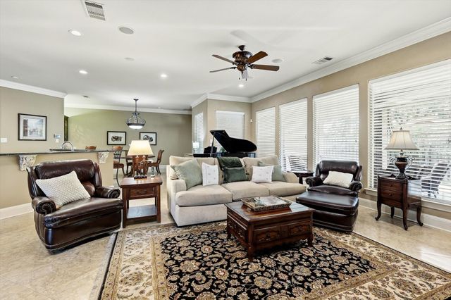 2726 Country Club Road, Pantego, TX 76013