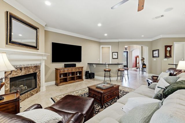 2726 Country Club Road, Pantego, TX 76013