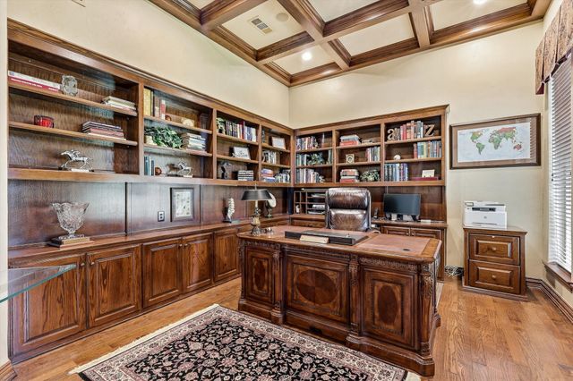 2726 Country Club Road, Pantego, TX 76013