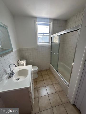 2810 LAWRENCE ST, Philadelphia, PA 19133