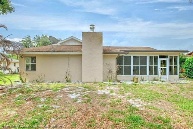 1602 Carrington Avenue, Sebring, FL 33875