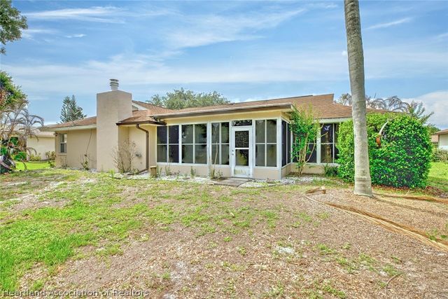1602 Carrington Avenue, Sebring, FL 33875