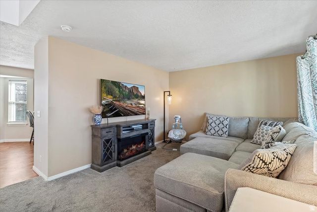 2013 S 1575 W, Syracuse, UT 84075