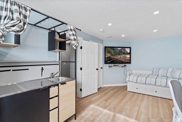 2013 S 1575 W, Syracuse, UT 84075