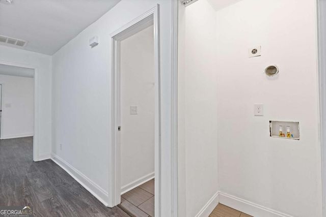 433 W Lake Avenue NW, Atlanta, GA 30318