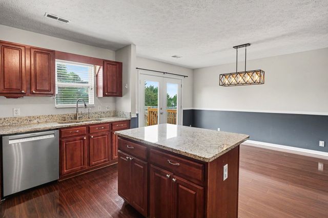 2667 Paradise Dr, Spring Hill, TN 37174