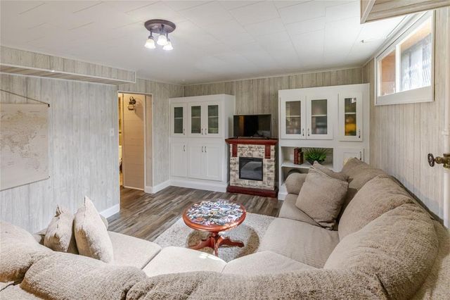 416 Roosevelt Avenue, Eau Claire, WI 54701