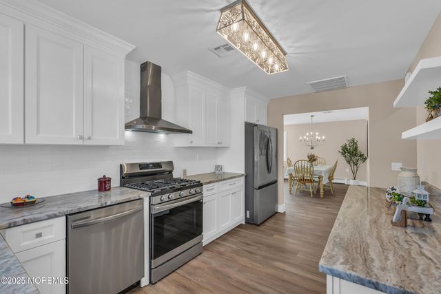 46 La Dunette Drive, Toms River, NJ 08757