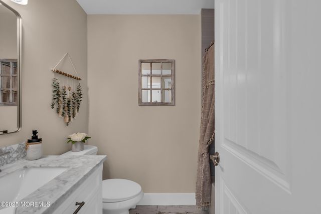 46 La Dunette Drive, Toms River, NJ 08757