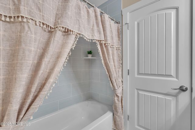 46 La Dunette Drive, Toms River, NJ 08757