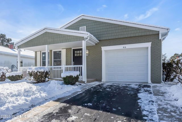 46 La Dunette Drive, Toms River, NJ 08757